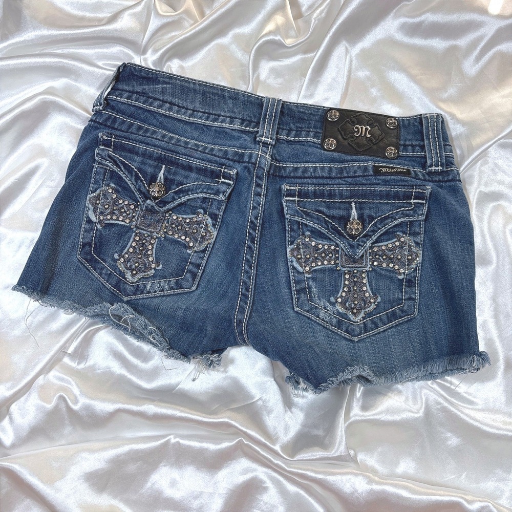 y2k Miss Me Denim Shorts Blue Excellent Rhinestone Cross Distressed JP5046 29